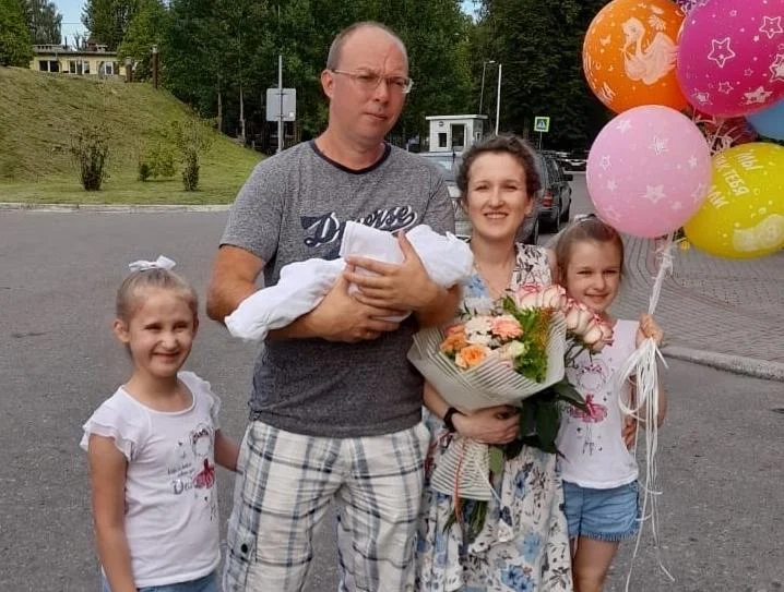 Многодетная мама Татьяна Чернолих: всех моих трех дочерей спасли врачи Перинатального центра