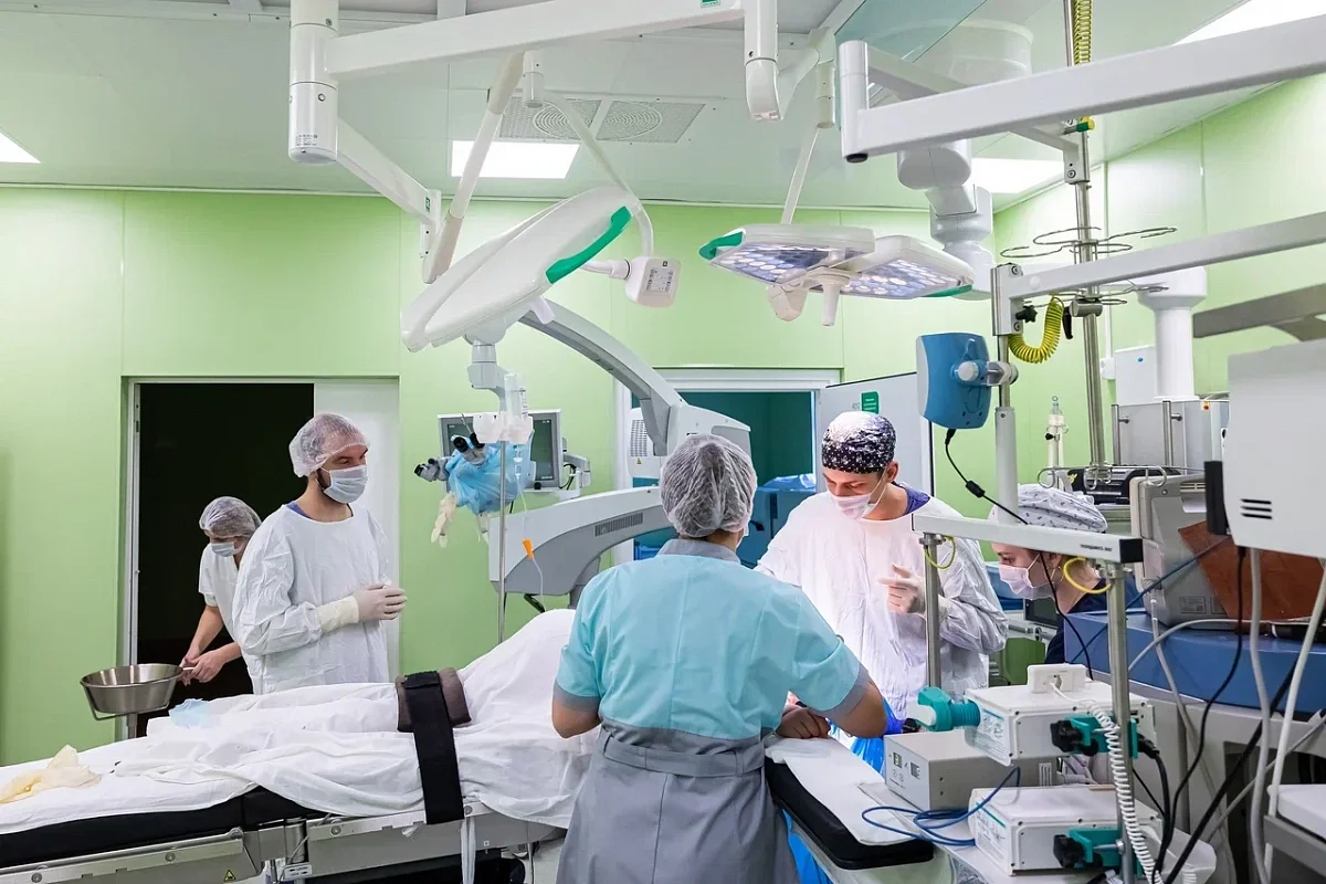 Врачи Детской областной больницы провели сложнейшую операцию на головном мозге восьмилетнему мальчику