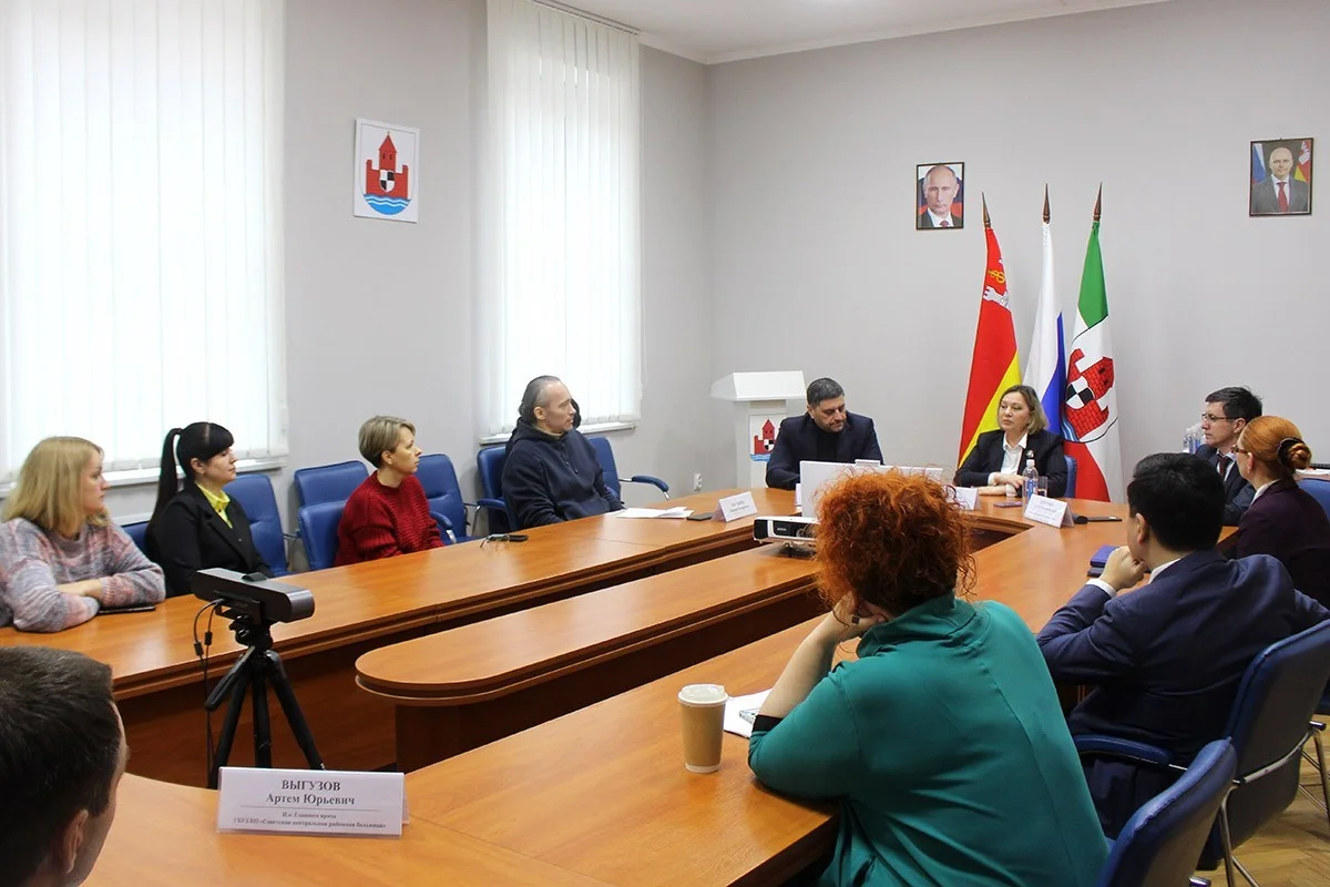 Представитель Росздравнадзора побывала в нескольких медучреждениях региона