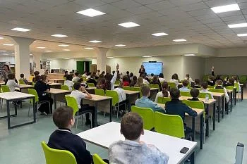 Врач медицинской профилактики рассказала школьникам об опасностях никотиновой зависимости Врач медицинской профилактики рассказала школьникам об опасностях никотиновой зависимости