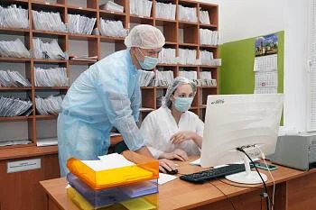 За три недели дерматологи областного уровня осмотрели более шестисот жителей муниципалитетов