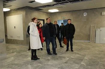 Врачи региона посетили стройплощадку онкологического центра