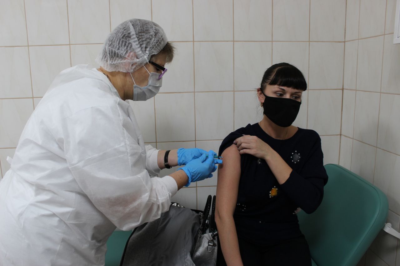За весь период вакцинации от коронавируса в регионе привито более полумиллиона человек