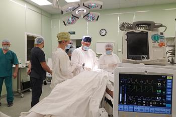 Нейрохирурги областной больницы освоили новую технологию оперативных вмешательств