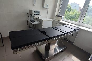 Три поликлиники Межрайонной больницы № 1 получили новые операционные столы